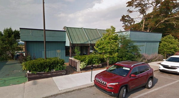 A&W Restaurant - Traverse City - 412 E Front St (newer photo)
